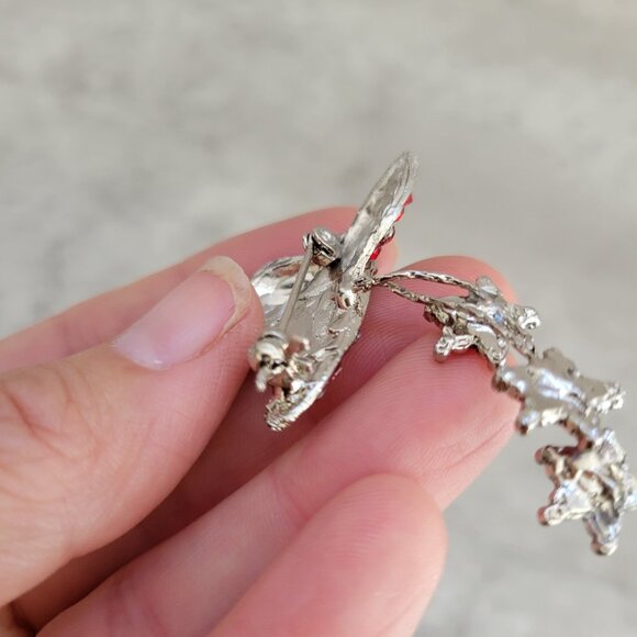 Vintage Red Hat Purple Bow Rhinestone Brooch Silver Tone Floral Dangle Pin Jewel - Picture 6 of 7